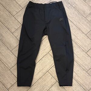 Nike Men's Black Joggers